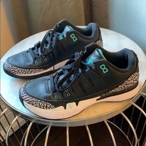 Retro air jordans Black Mint Size 6 men/8 women’s